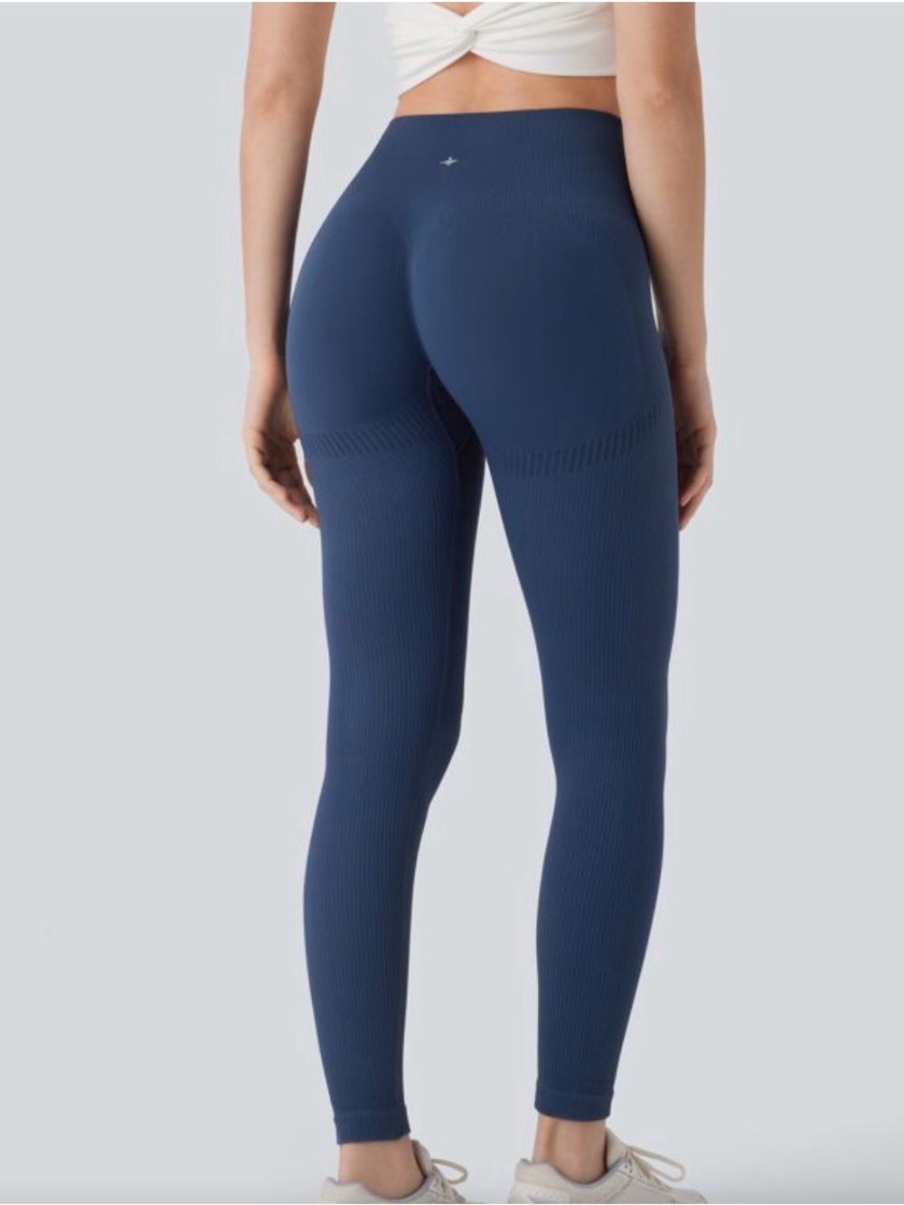 HALARA Seamless Flow High Waisted Tummy Control Butt Lifting 7/8 Leggings Sz L